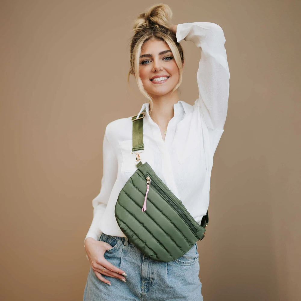 The JOILE Quilted Bag -sage